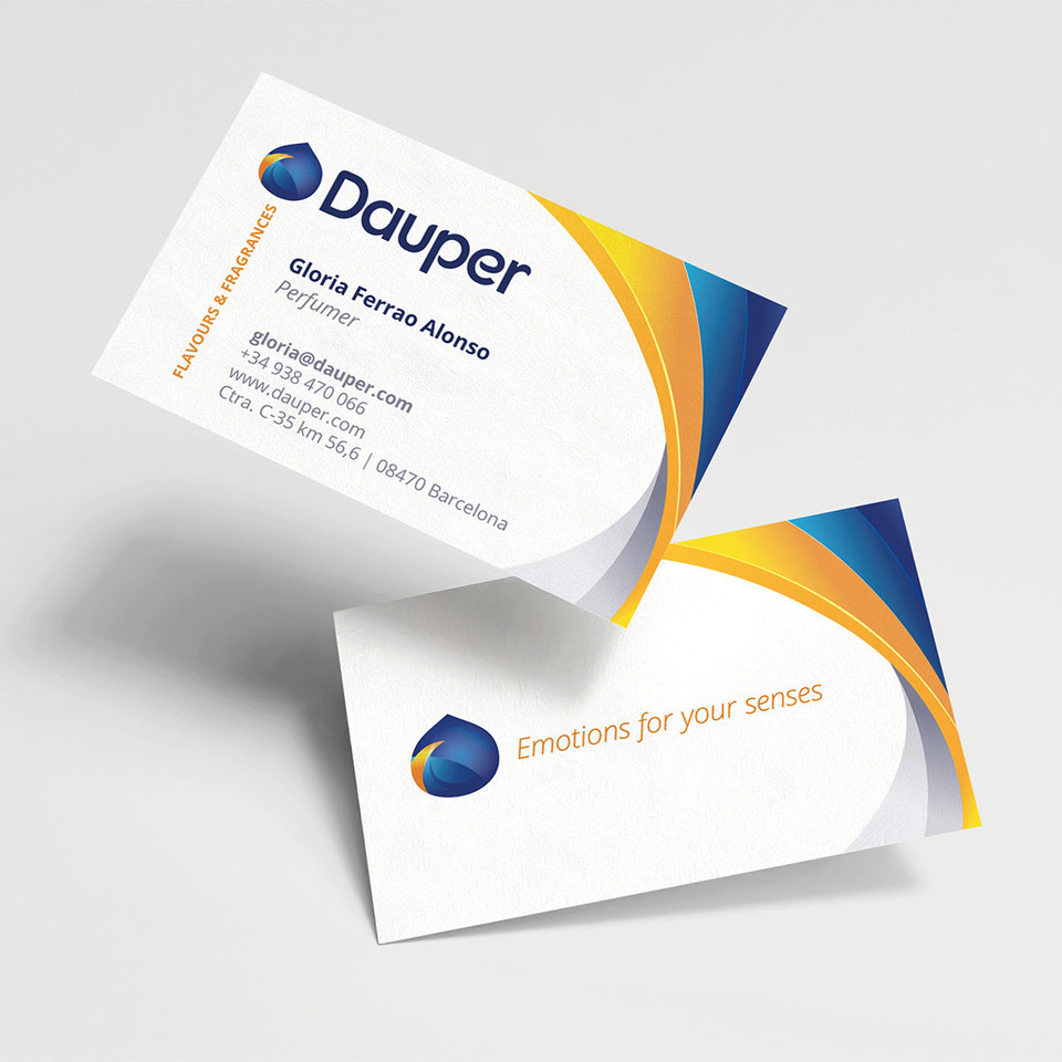 imagen coporativa empresa perfumera diseño terjetas